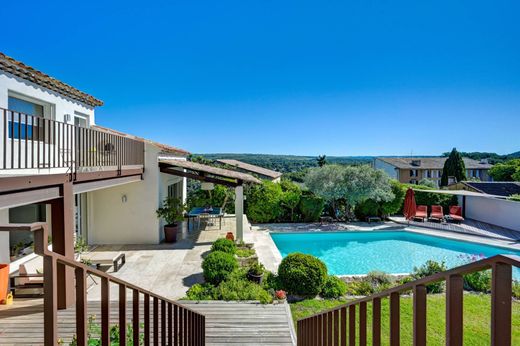 Einfamilienhaus in Aix-en-Provence, Bouches-du-Rhône