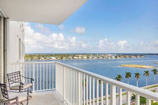 Apartment / Etagenwohnung in West Palm Beach, Palm Beach County