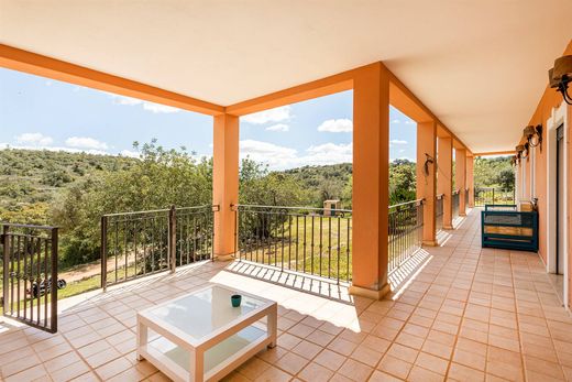 ローレ, Louléの一戸建て住宅