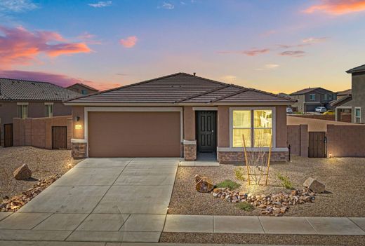 Casa Unifamiliare a Tucson Estates, Pima County