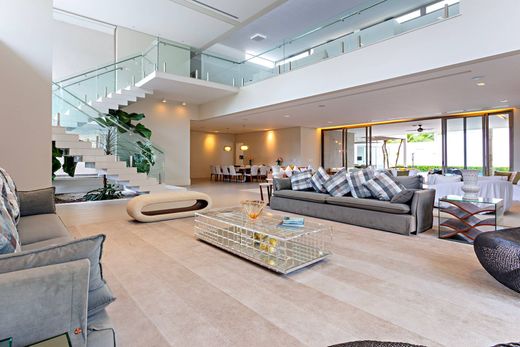 Vrijstaand huis in Guarujá, São Paulo