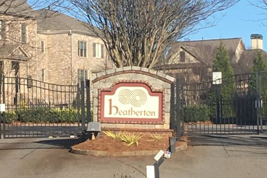 Townhouse in Roswell, Fulton County