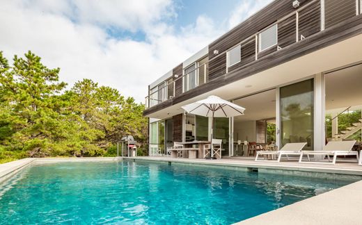 Detached House in Amagansett, Suffolk County