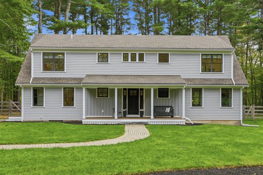 Luxury home in Concord, Middlesex County
