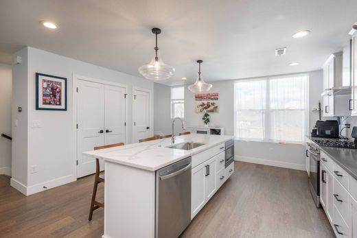 Dom miejski w Arvada, Jefferson County