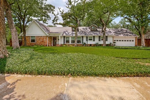 Detached House in Irving, Dallas County