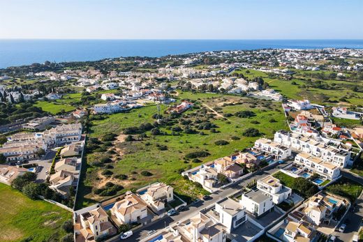 Detached House in Albufeira e Olhos de Água, Albufeira Municipality