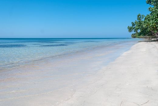 Terreno - Guanaja, Departamento de Islas de la Bahía