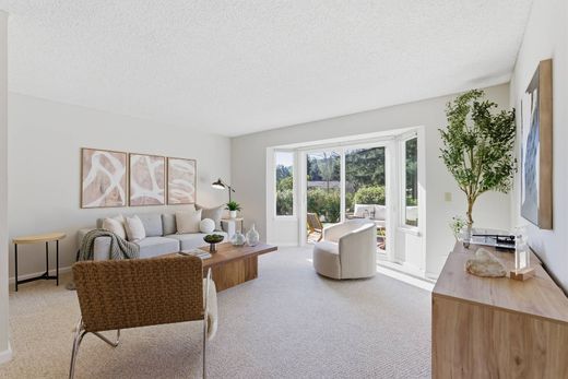 Apartment in Walnut Creek, Contra Costa County