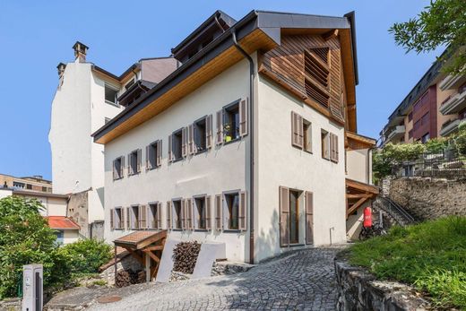 Detached House in Montreux, Riviera-Pays-d'Enhaut District