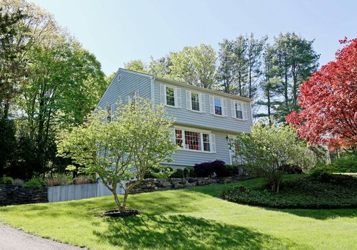 Detached House in New Milford, Litchfield County