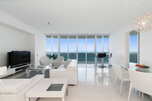 Διαμέρισμα σε Sunny Isles Beach, Miami-Dade County