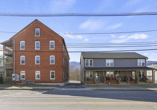 Luxury home in Adams, Berkshire County