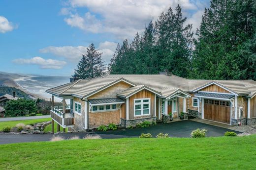 Luxury home in Manzanita, Tillamook County