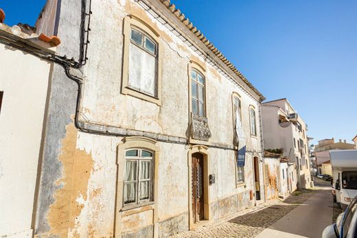 Einfamilienhaus in Lagoa, Distrito de Faro