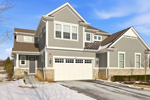 Luxury home in Hinsdale, DuPage County