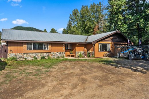 Einfamilienhaus in Clark Fork, Bonner County