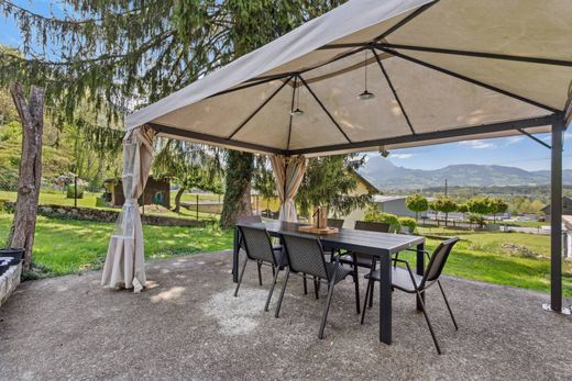 Vrijstaand huis in Botterens, Gruyère District