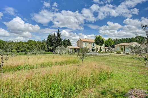 Частный Дом, Saint-Rémy-de-Provence, Bouches-du-Rhône