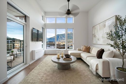 Apartment in Squamish, Squamish-Lillooet Regional District