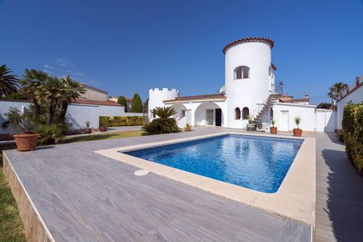 Casa Unifamiliare a Empuriabrava, Girona