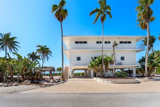 Detached House in Duck Key, Monroe County