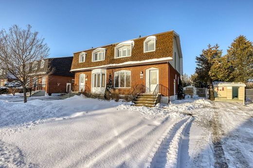 Casa adosada en Boucherville, Montérégie