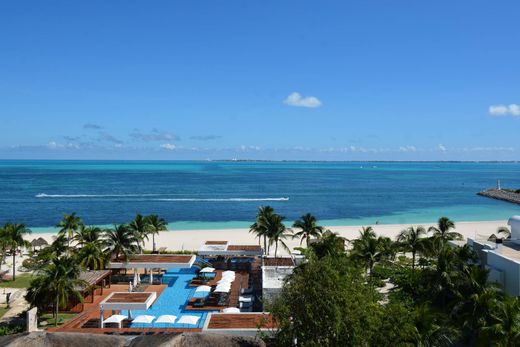 Apartment / Etagenwohnung in Cancún, Benito Juárez