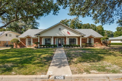 Casa en Benbrook, Tarrant County