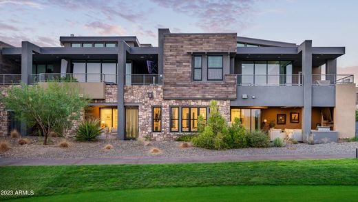 Detached House in Scottsdale, Maricopa County