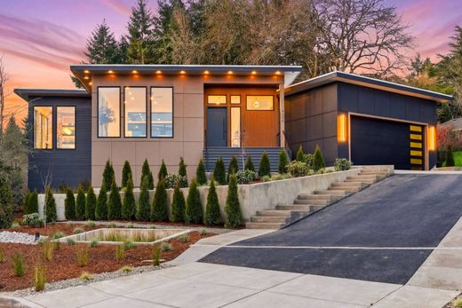 Luxury home in Portland, Multnomah County