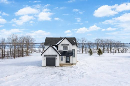 Dom jednorodzinny w Sainte-Croix, Québec