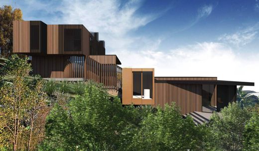 Land in Waiheke, Auckland