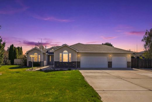 Dom jednorodzinny w West Richland, Benton County