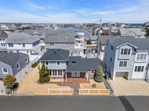 Detached House in Normandy Beach, Ocean County