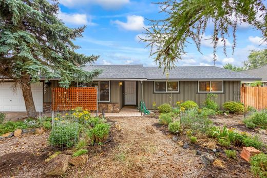 Luxus-Haus in Redmond, Deschutes County