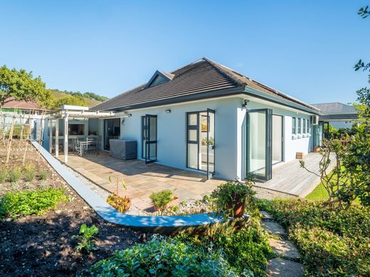 Detached House in Knysna, Eden District Municipality