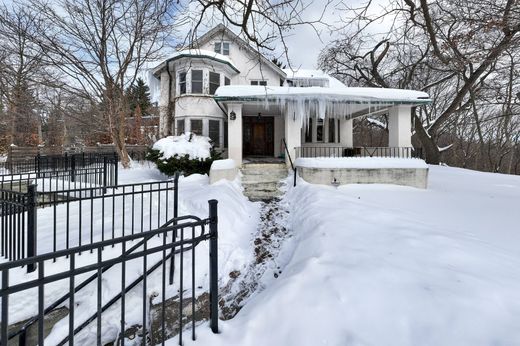 Casa Unifamiliare a Toronto, Ontario