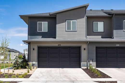 Townhouse - Eagle Mountain, Utah County