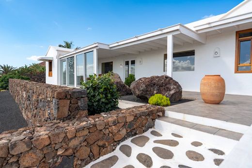 Einfamilienhaus in Yaiza, Provinz Las Palmas