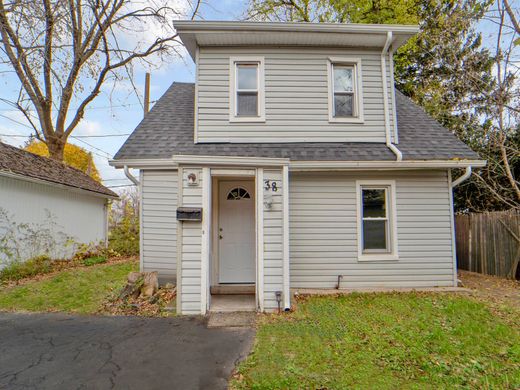 Vrijstaand huis in Irondequoit, Monroe County