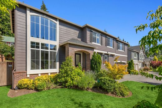 Luxury home in Bainbridge Island, Kitsap County