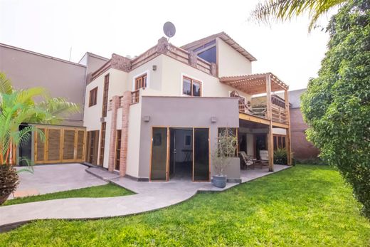 بيت مستقل ﻓﻲ ليما, Lima