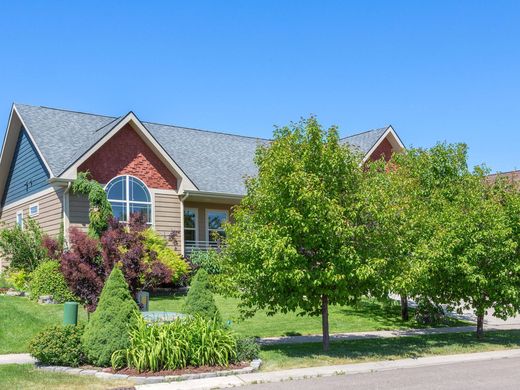 Vrijstaand huis in Columbia Falls, Flathead County