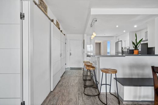 Apartament w North Miami Beach, Miami-Dade County