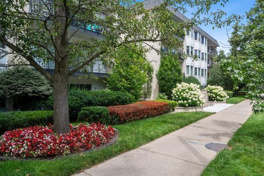 Apartment in Wilmette, Cook County