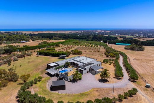 Luxury home in Boneo, Mornington Peninsula