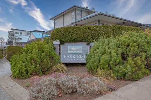 Apartment in Gibsons, Sunshine Coast Regional District