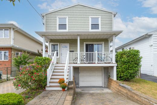 Luxus-Haus in Port Washington, Nassau County