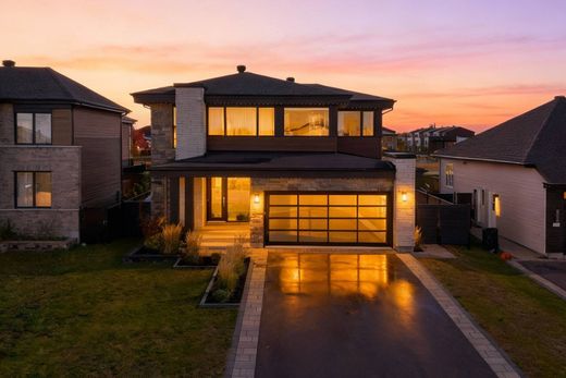 Dom jednorodzinny w Saint-Eustache, Laurentides